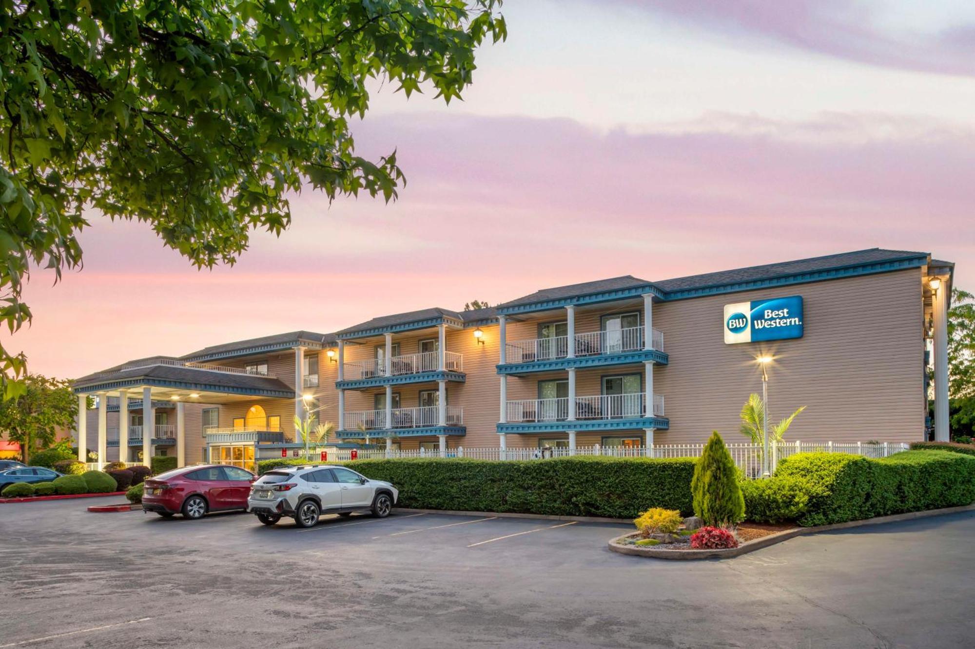 Best Western Corvallis Exterior photo